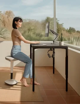 Desktronic Wackelhocker Ergonomie