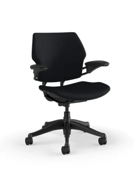 Fußkreuz des Humanscale Freedom