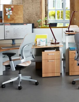 Steelcase Leap v2 in het bureau